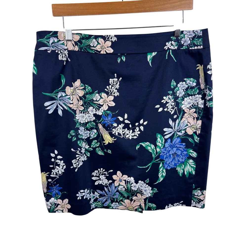 Ann Taylor Petite Navy Blue‎ Floral Cotton Blend Pencil Skirt Size 14P Career